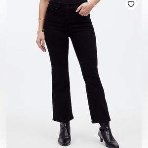 Madewell Cali Demi black mid rise petite kick out jeans